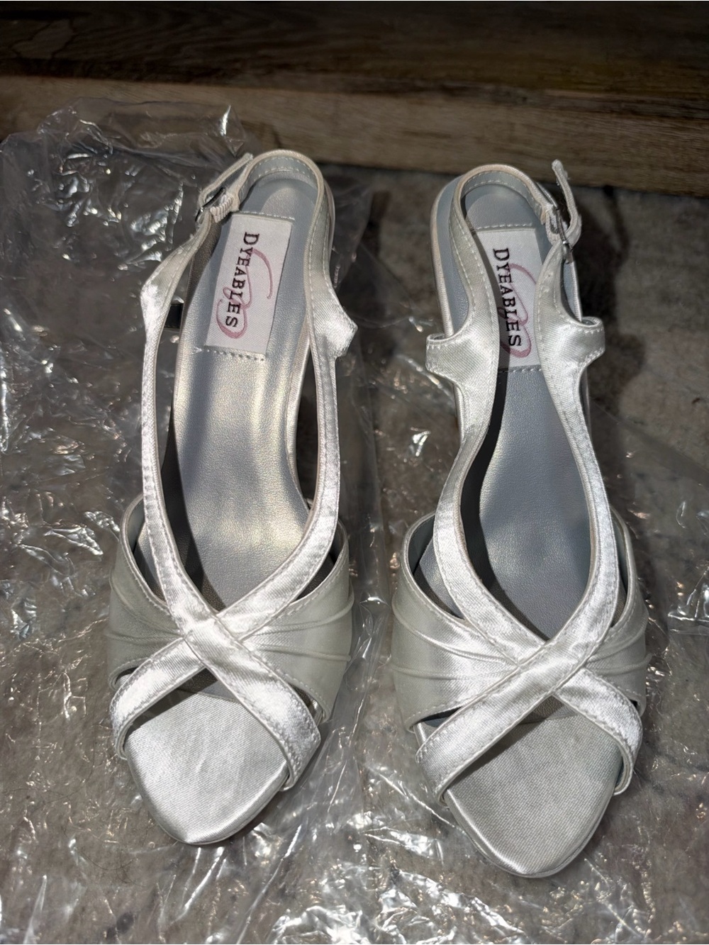 Dyeable heels